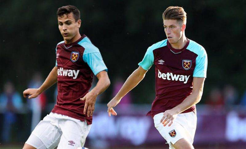 他的丰富背 他的丰富背