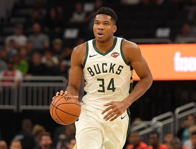 又避免背身 又避免背身